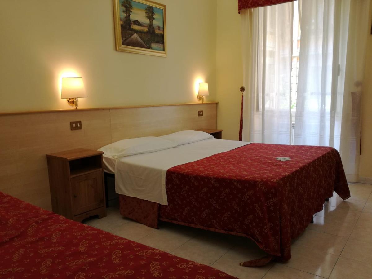 Blue Whale Bed & Breakfast โรม ภายนอก รูปภาพ
